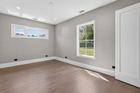 134 East Morrison Avenue Mount Prospect IL 60056