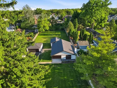 134 East Morrison Avenue Mount Prospect IL 60056