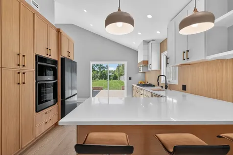 134 East Morrison Avenue Mount Prospect IL 60056