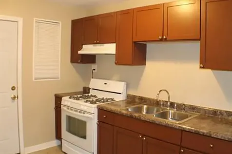 741 Walnut Street Waukegan IL 60085