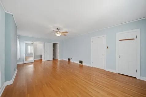 807 East Fellows Street Dixon IL 61021