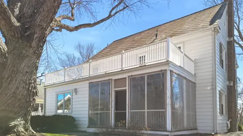 807 East Fellows Street Dixon IL 61021