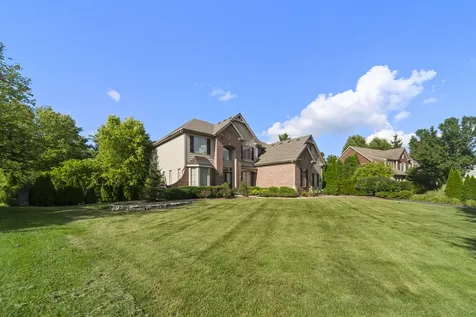 3818 Grand View Court St. Charles IL 60175