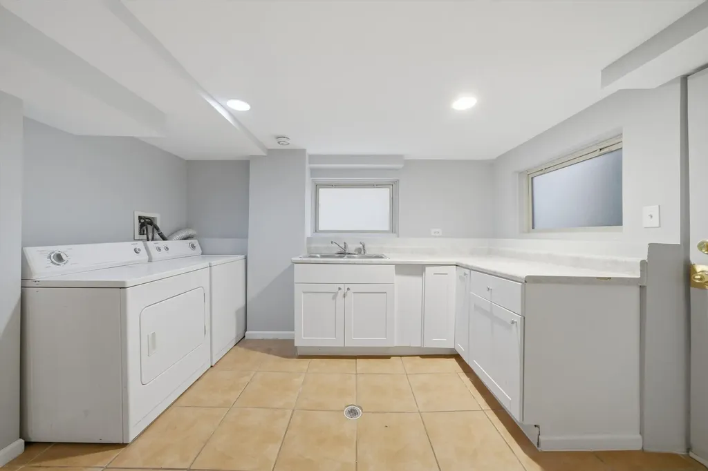 4545 North Lawndale Avenue Chicago IL 60625
