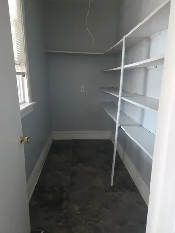2704 East 77th Street Chicago IL 60649