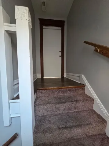 2704 East 77th Street Chicago IL 60649