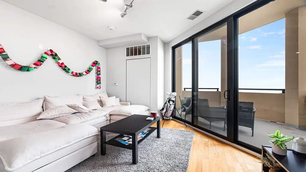 1464 South Michigan Avenue Chicago IL 60605