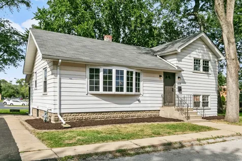428 East 156th Place South Holland IL 60473