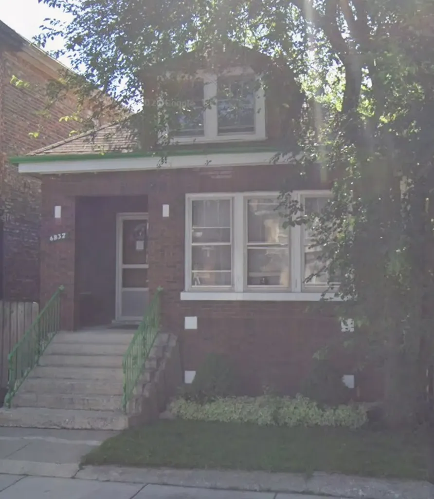 6832 South Maplewood Avenue Chicago IL 60629