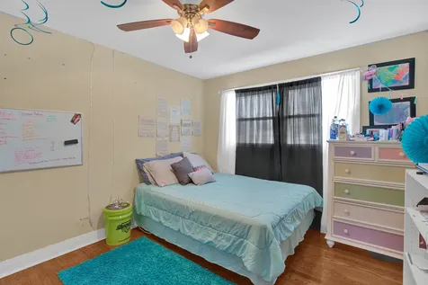 935 East 169th Street South Holland IL 60473