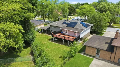 935 East 169th Street South Holland IL 60473
