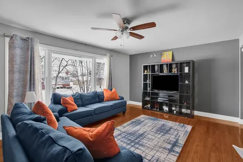 935 East 169th Street South Holland IL 60473