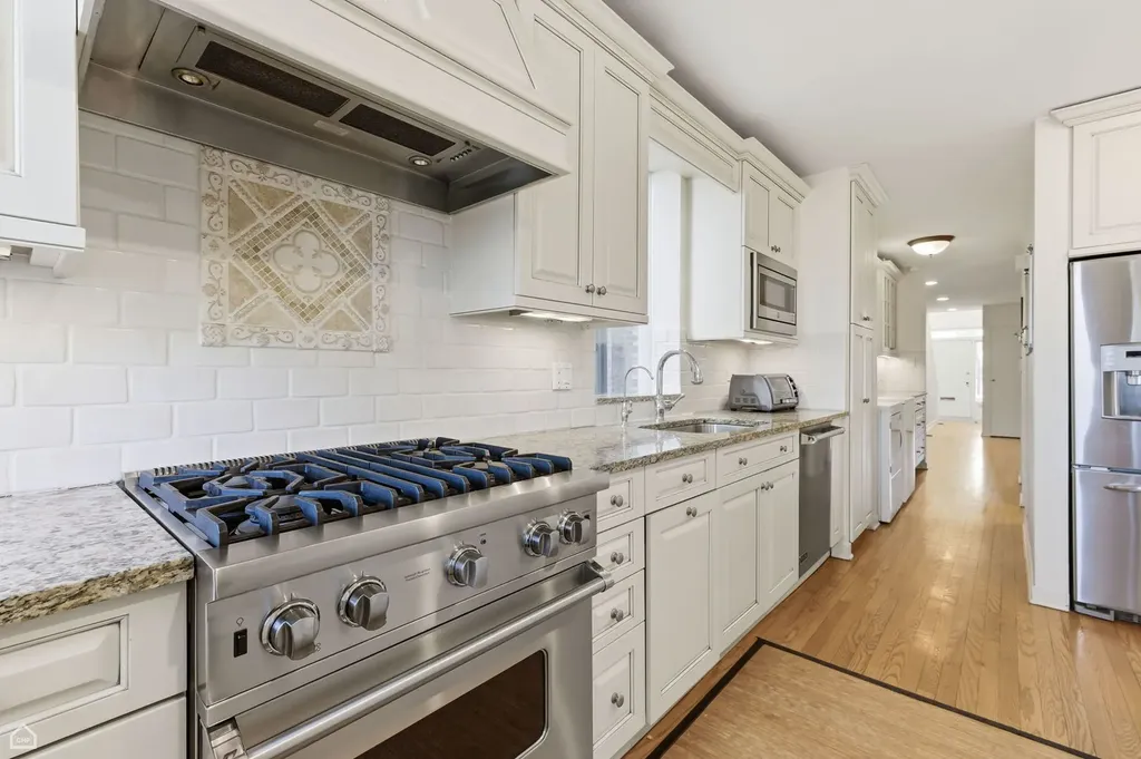 5530 South Kimbark Avenue Chicago IL 60637