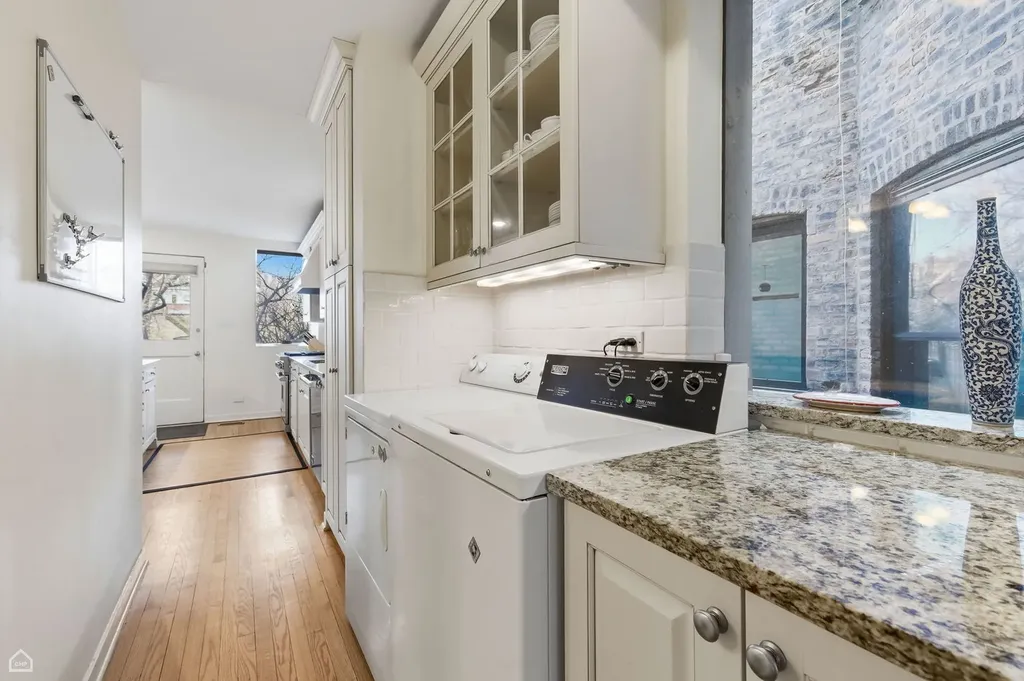 5530 South Kimbark Avenue Chicago IL 60637