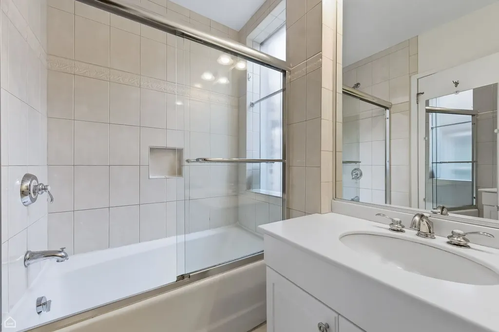 5530 South Kimbark Avenue Chicago IL 60637