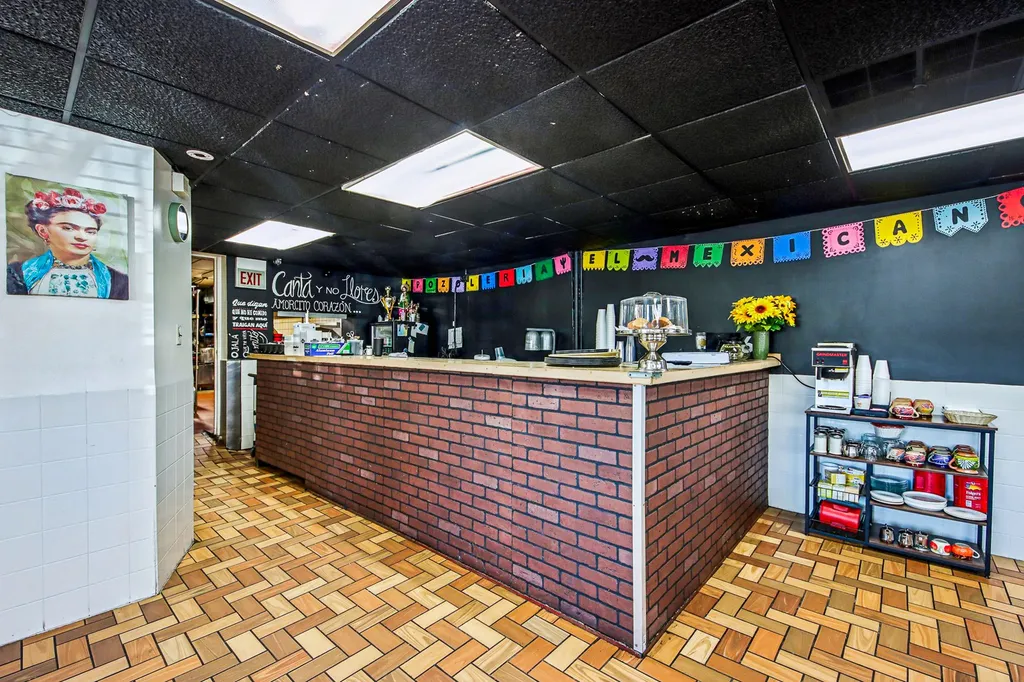 5037-39 West Diversey Avenue Chicago IL 60639