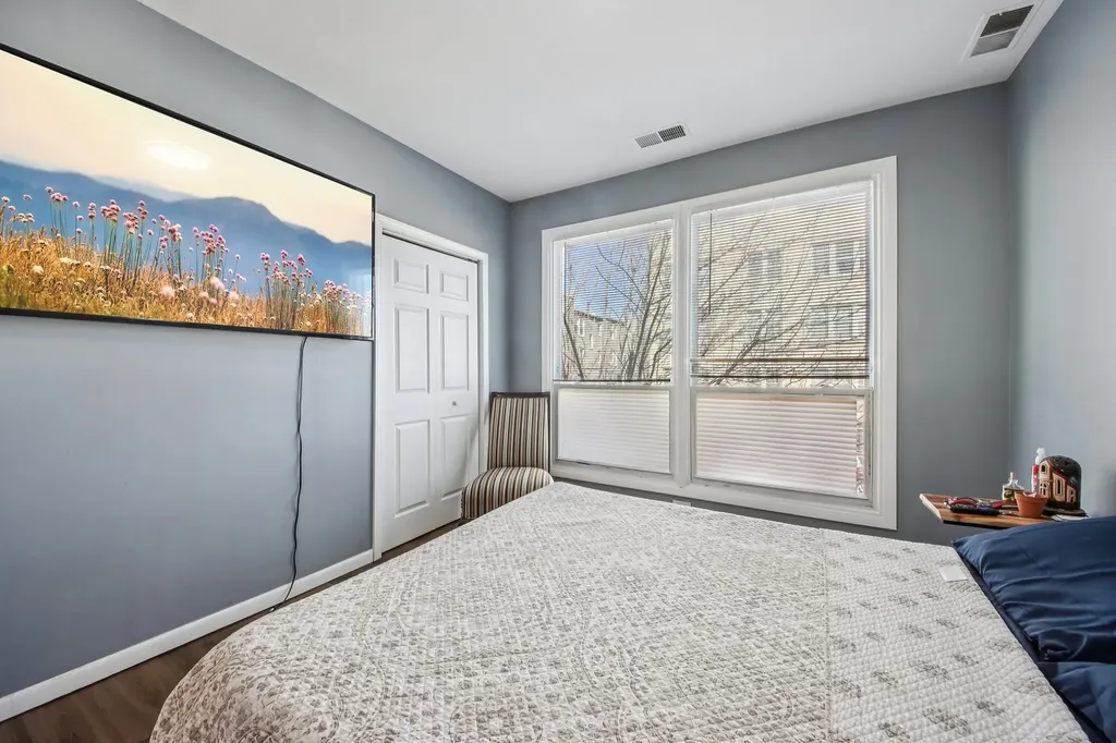 5037-39 West Diversey Avenue Chicago IL 60639
