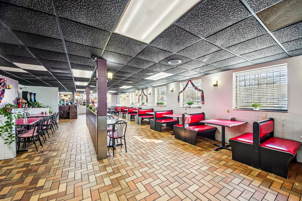5037-39 West Diversey Avenue Chicago IL 60639