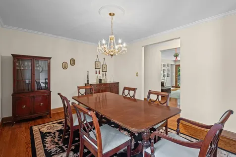 1132 Pine Tree Lane Libertyville IL 60048
