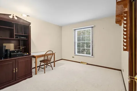 1132 Pine Tree Lane Libertyville IL 60048