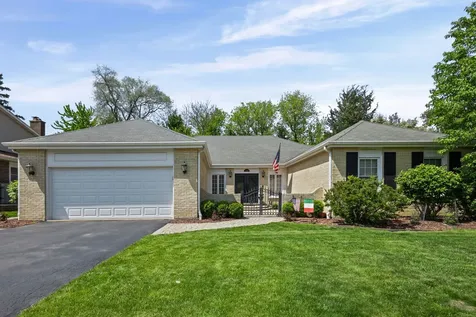 1132 Pine Tree Lane Libertyville IL 60048