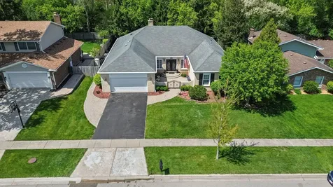 1132 Pine Tree Lane Libertyville IL 60048