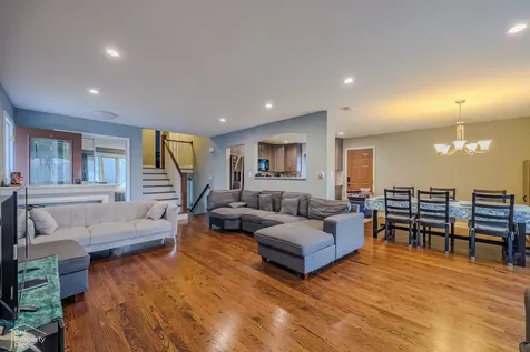 9113 Belleforte Avenue Morton Grove IL 60053