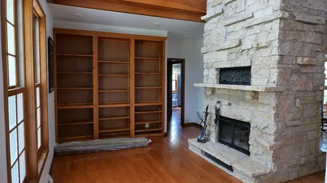 2346 West Longhollow Road Elizabeth IL 61028
