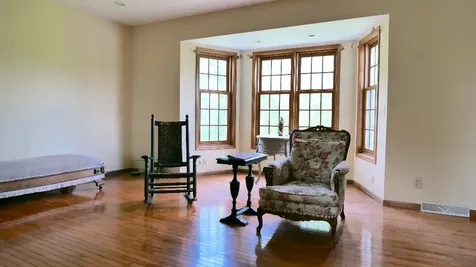 2346 West Longhollow Road Elizabeth IL 61028