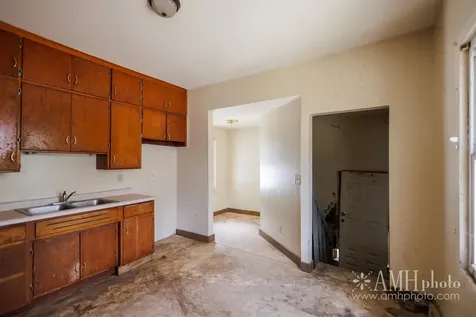 360 South Elm Avenue Kankakee IL 60901