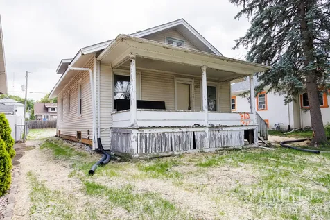 360 South Elm Avenue Kankakee IL 60901