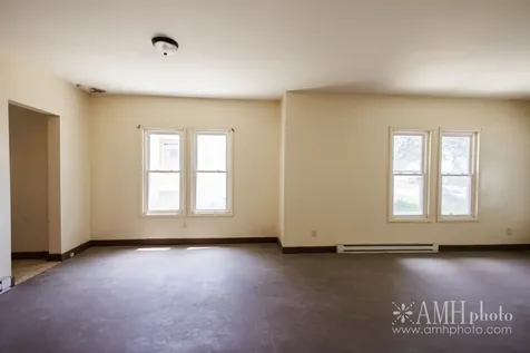 360 South Elm Avenue Kankakee IL 60901