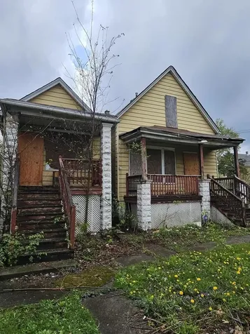11920 South Calumet Avenue Chicago IL 60628