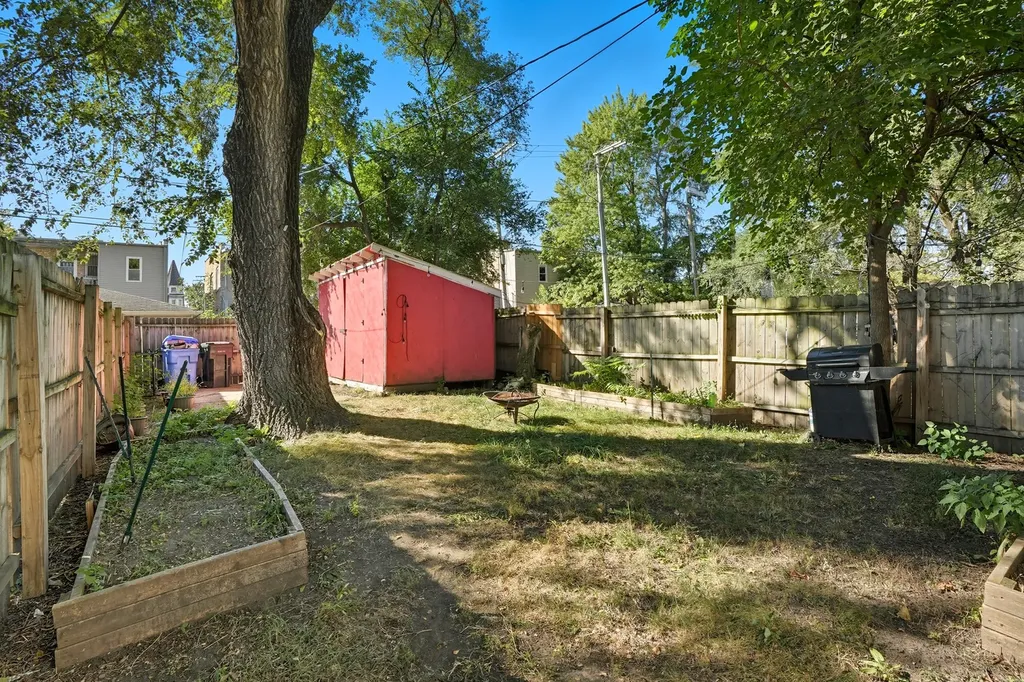 6712 South Evans Avenue Chicago IL 60637