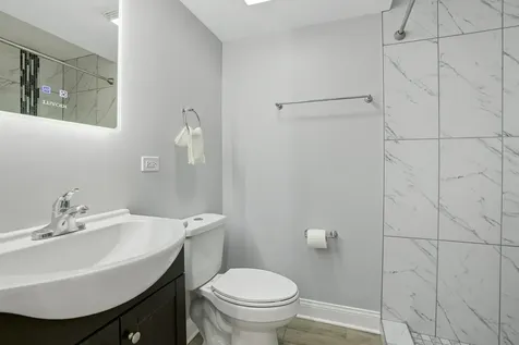6712 South Evans Avenue Chicago IL 60637