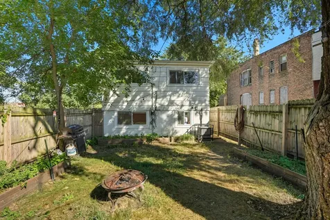 6712 South Evans Avenue Chicago IL 60637