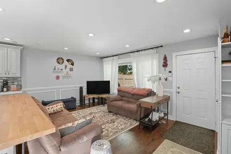 6712 South Evans Avenue Chicago IL 60637