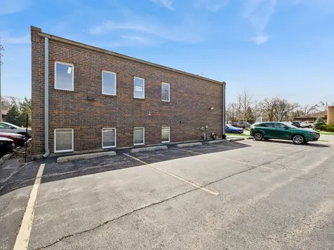 1204 East Central Road Arlington Heights IL 60005