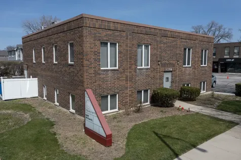 1204 East Central Road Arlington Heights IL 60005