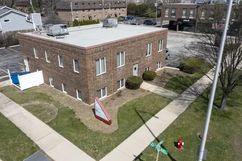 1204 East Central Road Arlington Heights IL 60005