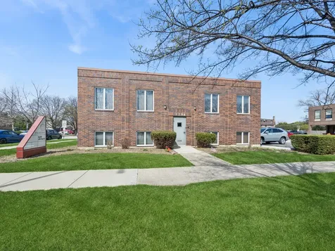 1204 East Central Road Arlington Heights IL 60005