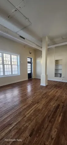 2409 West Hirsch Street Chicago IL 60622