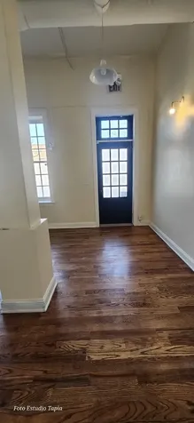 2409 West Hirsch Street Chicago IL 60622
