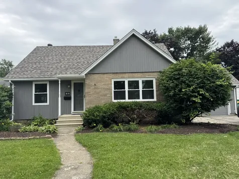 1616 Glenwood Avenue Joliet IL 60435