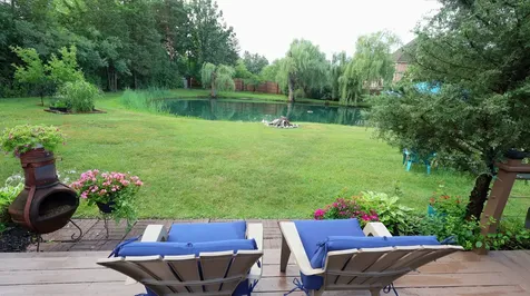 83 Wildwood Drive Barrington IL 60010