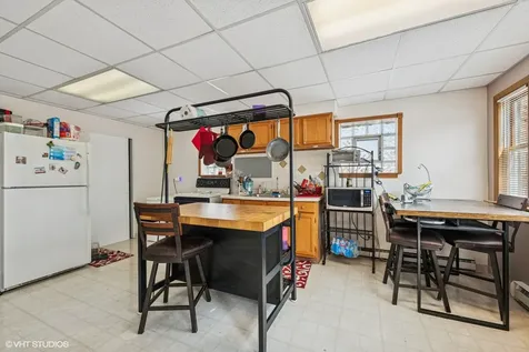 7017 North Avenue Oak Park IL 60302