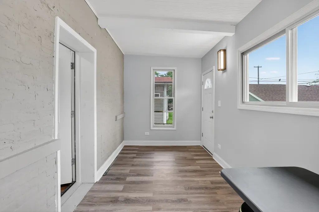 9347 South Loomis Street Chicago IL 60620