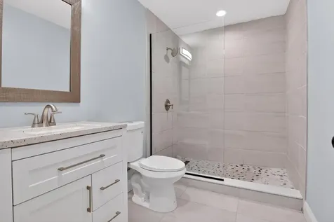 9347 South Loomis Street Chicago IL 60620