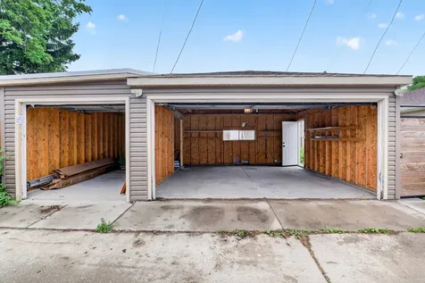 9347 South Loomis Street Chicago IL 60620