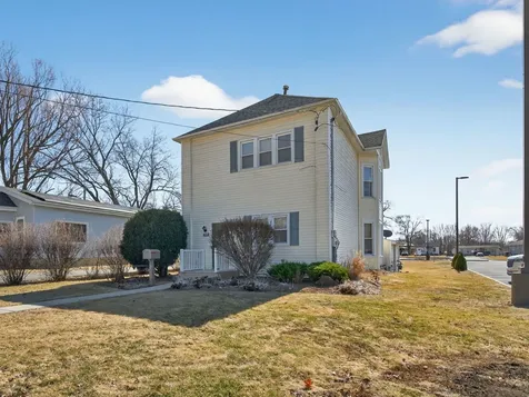 159 East Church Street Coal City IL 60416